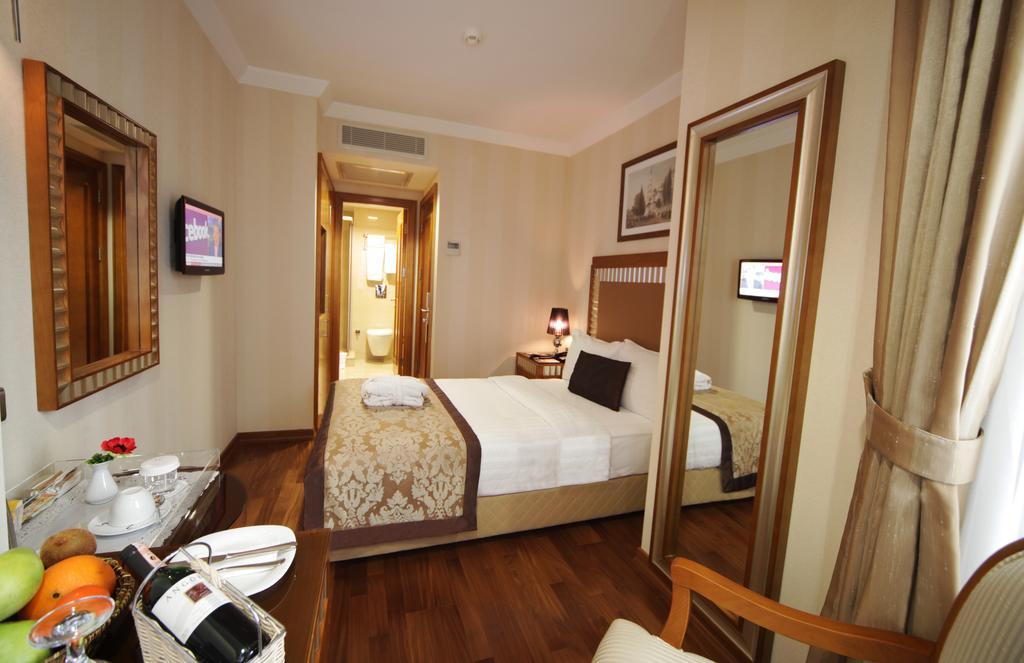 Nova Plaza Park Hotel Estambul Exterior foto